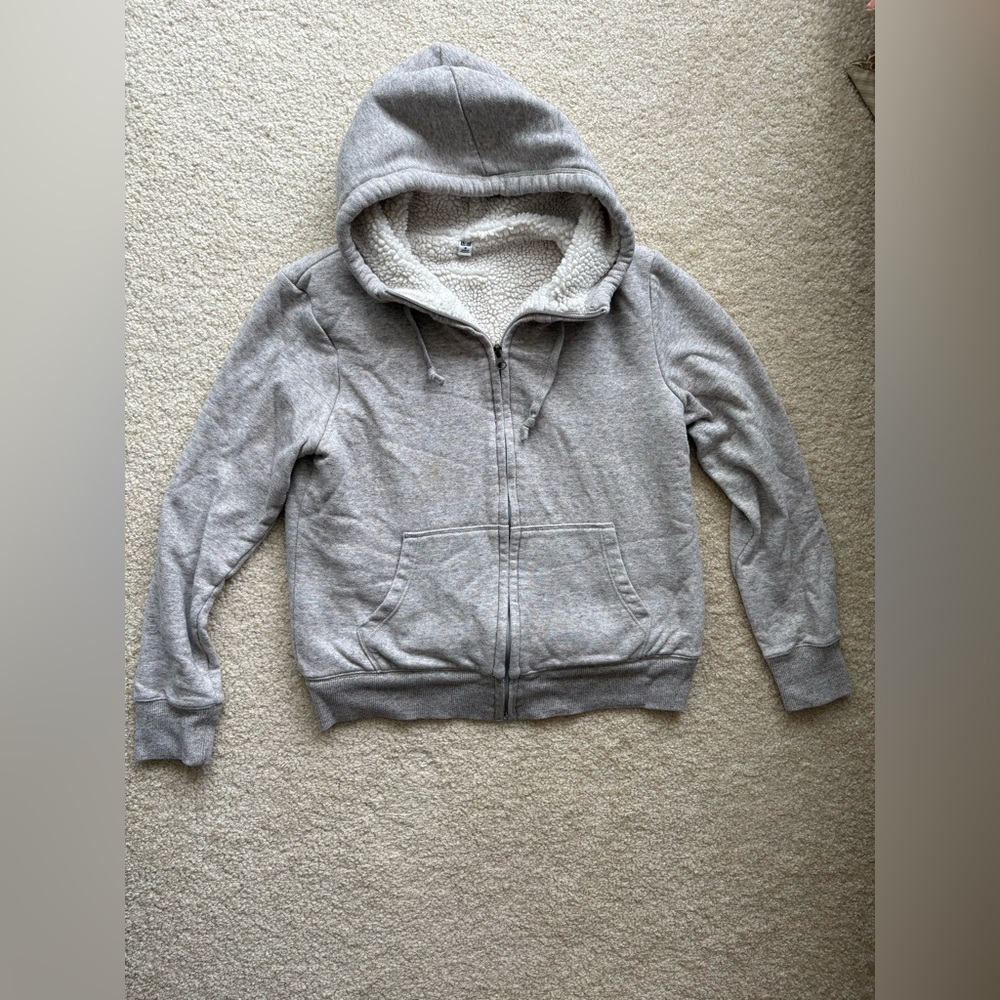 Uniqlo Light Grey White Sherpa Hoodie